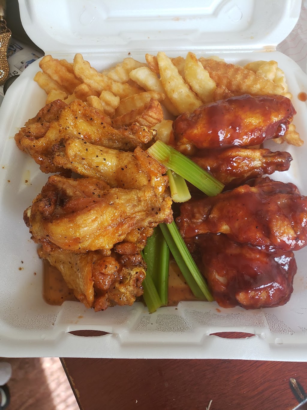 Hibachi & Wings | 4460 W Northern Pkwy, Baltimore, MD 21215, USA | Phone: (410) 318-6100