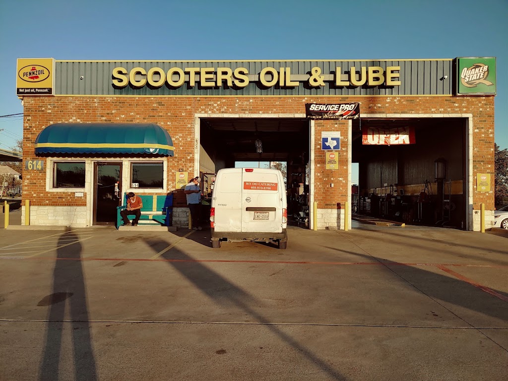 Scooters Oil & Lube | 614 S Elm St, Royse City, TX 75189, USA | Phone: (972) 636-9731