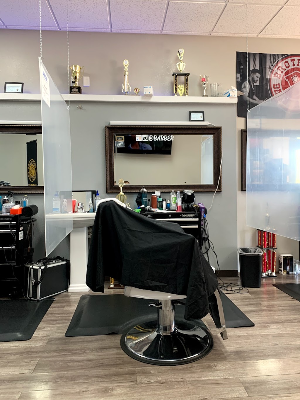 Brotherz Barber Shop | 3020 W Valencia Rd #270, Tucson, AZ 85746, USA | Phone: (520) 578-3067