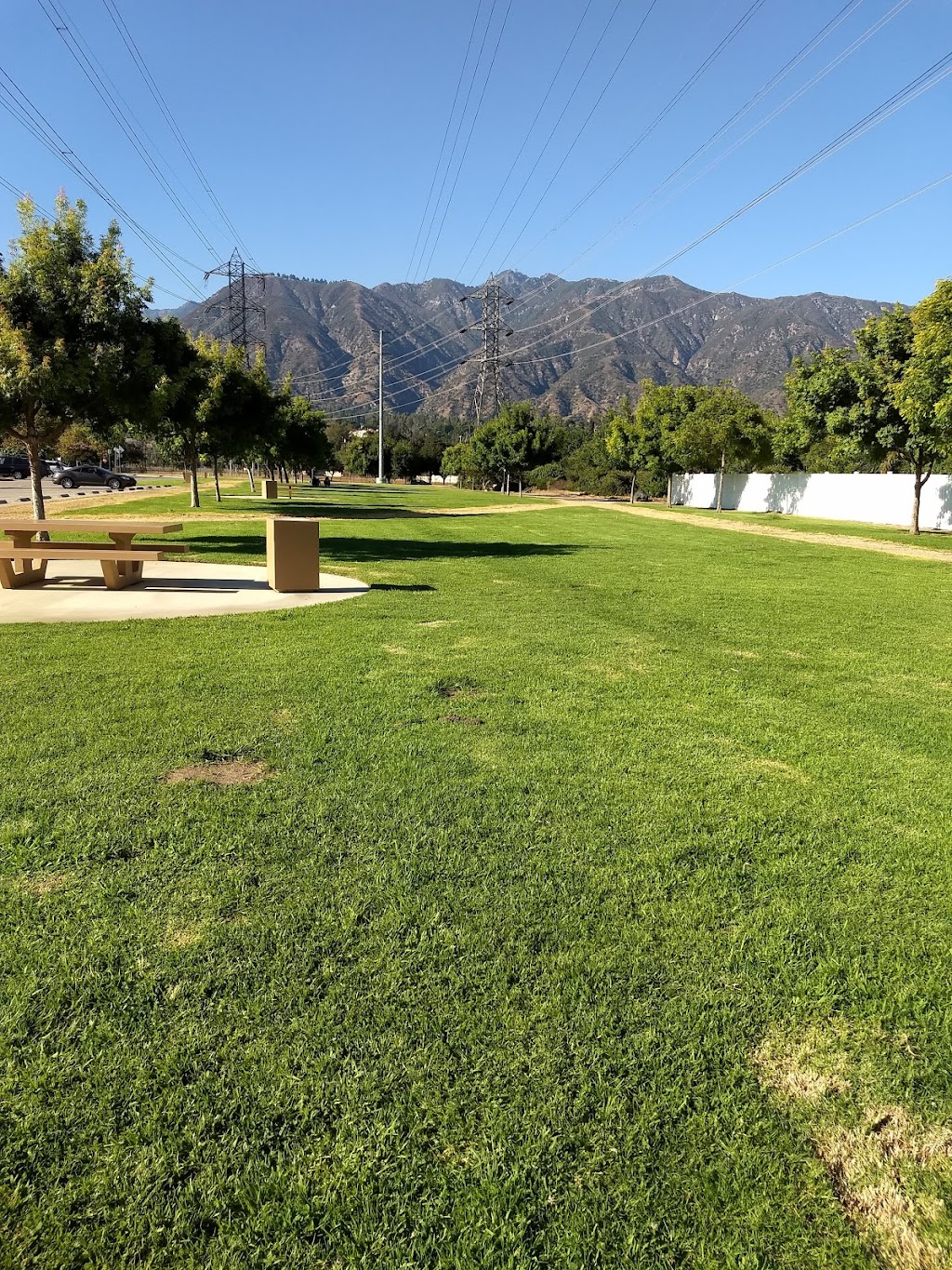 Vina Vieja Park | 3026 E Orange Grove Blvd, Pasadena, CA 91107, USA | Phone: (626) 744-7275