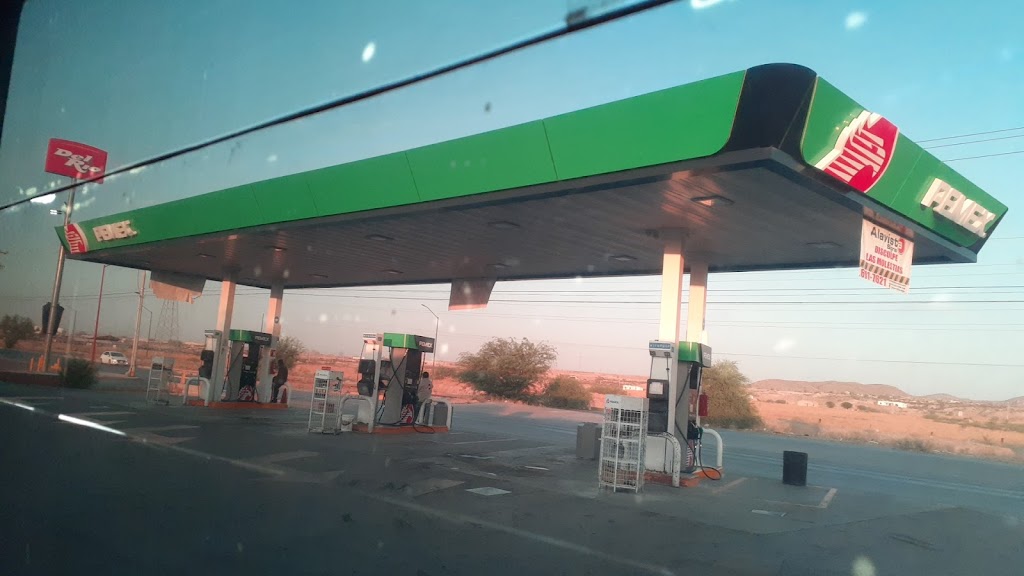 Gasolinera Pemex | Eje Vial Juan Gabriel, Colina Nte No. 10342, km 20, 32674 Cd Juárez, Chih., Mexico | Phone: 800 736 3900