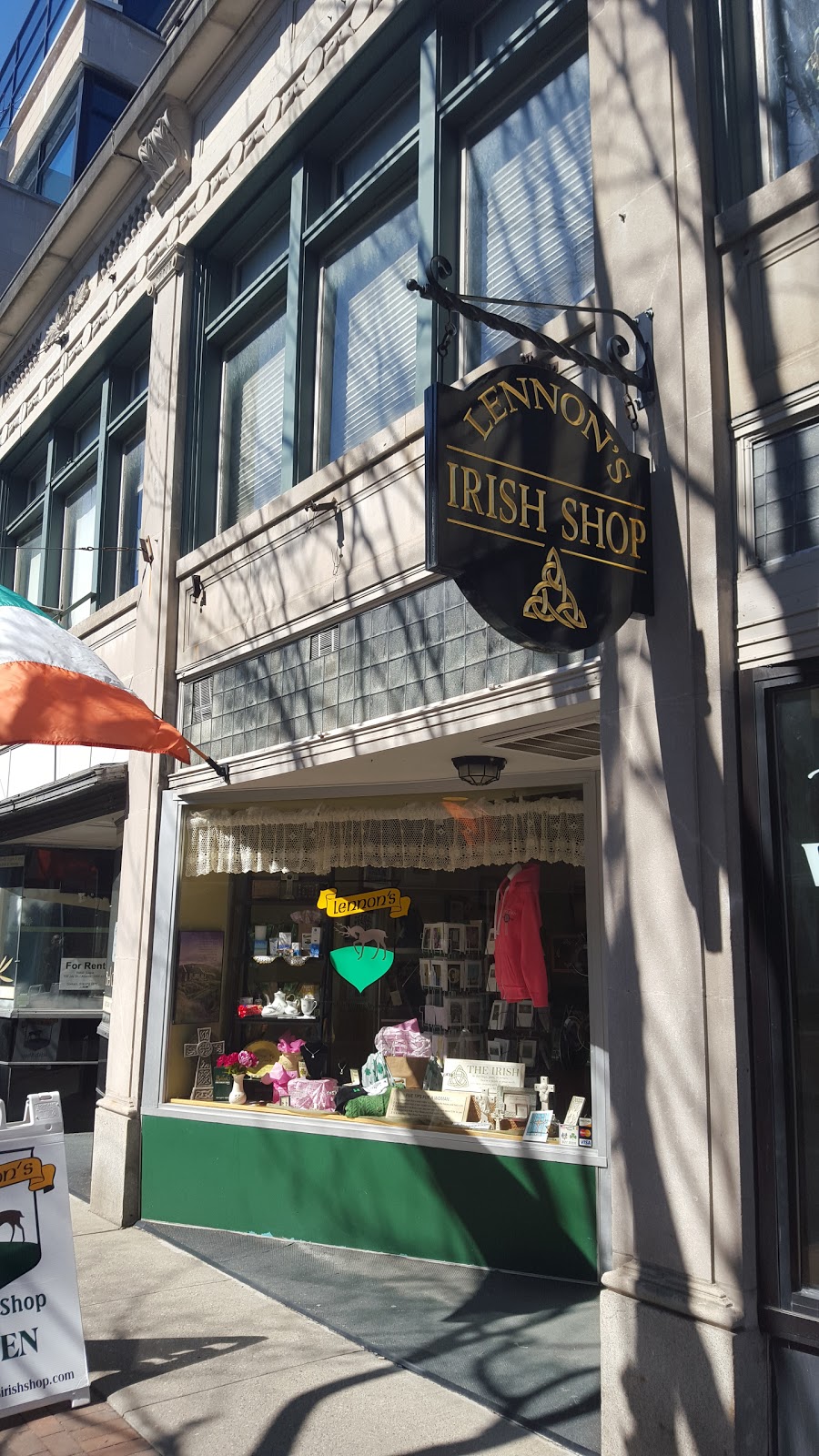 Lennons Irish Shop LLC | 164 Jay St, Schenectady, NY 12305, USA | Phone: (518) 377-0064