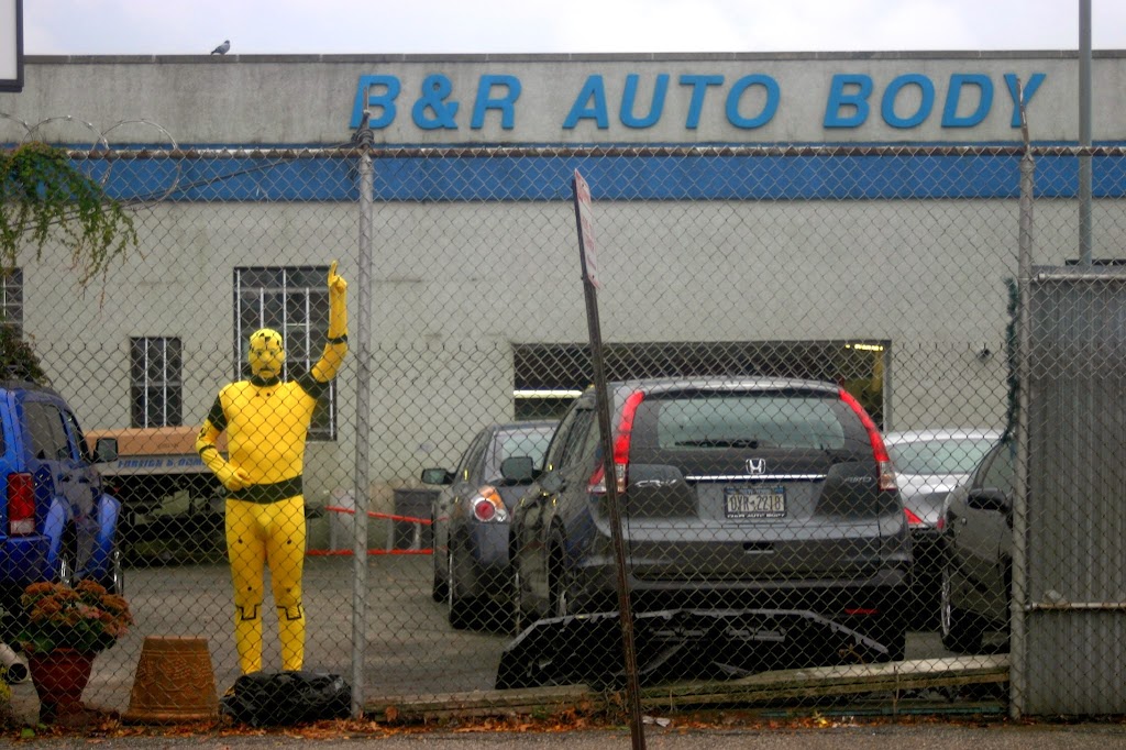 B & R Auto Body Inc | 169 Herricks Rd, Garden City Park, NY 11040, USA | Phone: (516) 741-7950