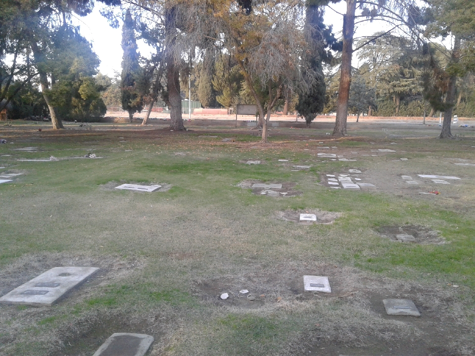 Fresno Pet Cemetery | 1501 W Nielsen Ave, Fresno, CA 93706, USA | Phone: (559) 266-6753