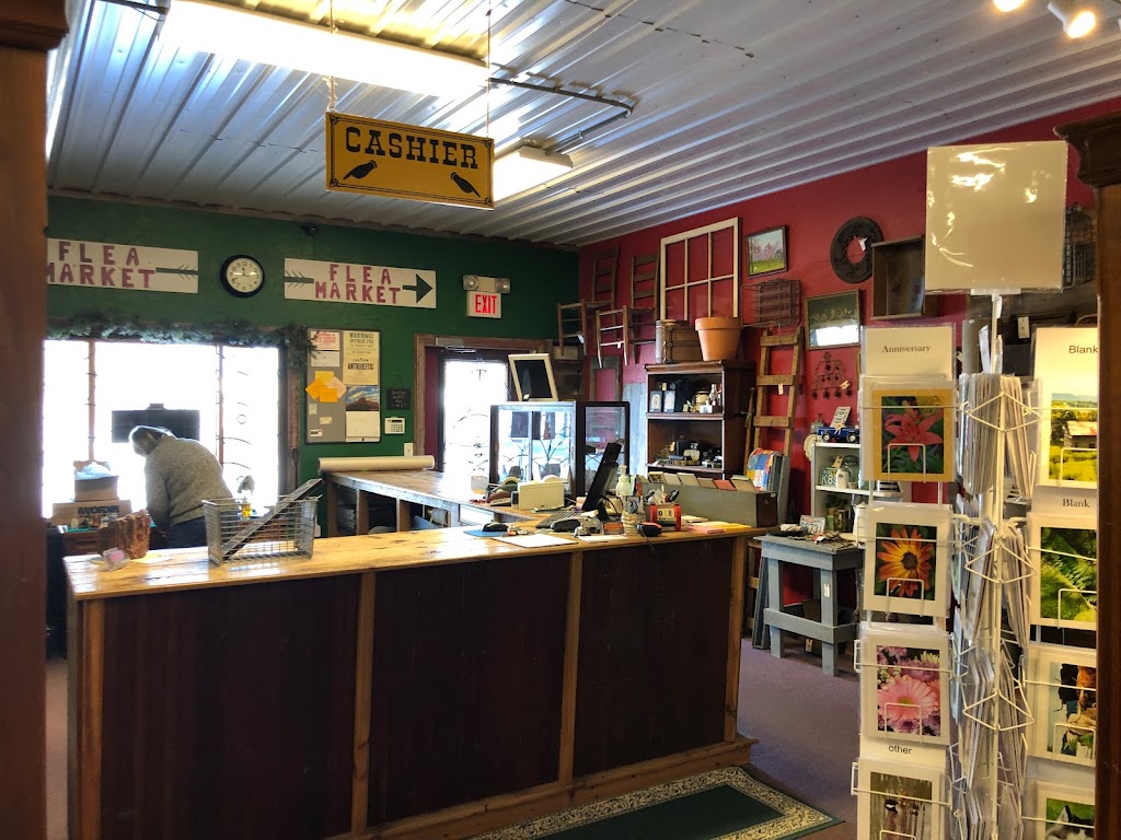 Pardeeville Antique Mall | 103 Industrial Dr, Pardeeville, WI 53954, USA | Phone: (608) 429-9393