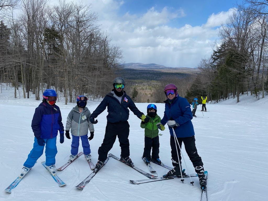 Royal Mountain Ski Area | 3072 NY-10, Johnstown, NY 12095, USA | Phone: (518) 835-6445