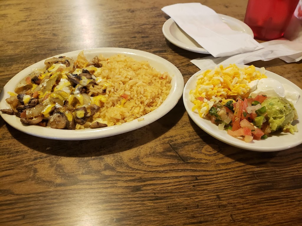 Casa Perico Mexican Grille | 4521 NW 63rd St, Oklahoma City, OK 73132, USA | Phone: (405) 721-3650
