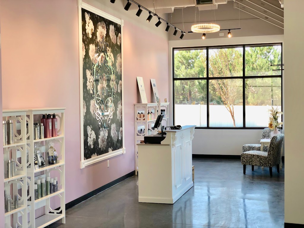 Hotsy Totsy Salon | 1495 Cipriani Loop #120, Monument, CO 80132, USA | Phone: (719) 422-9713