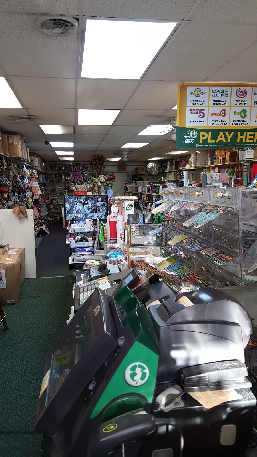 Sunrise Convenience Store | 6905 Bergenline Ave, Guttenberg, NJ 07093, USA | Phone: (201) 854-4324