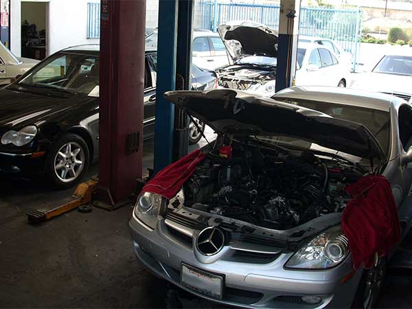 Jacks Tri-Star Motors | 5832 San Fernando Rd, Glendale, CA 91202, USA | Phone: (818) 243-7766