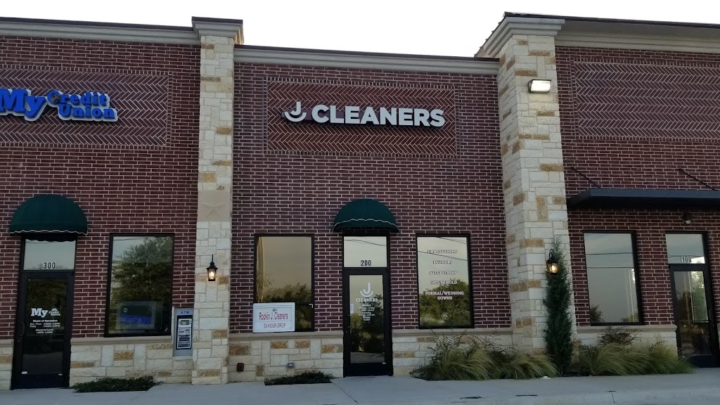 Rockin’ J Cleaners | 1090 School House Rd, Haslet, TX 76052, USA | Phone: (817) 439-1844