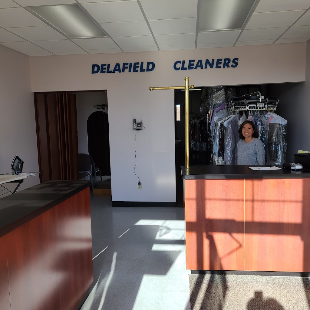 Delafield Cleaners | 3087 Village Square Dr, Hartland, WI 53029, USA | Phone: (262) 369-7999