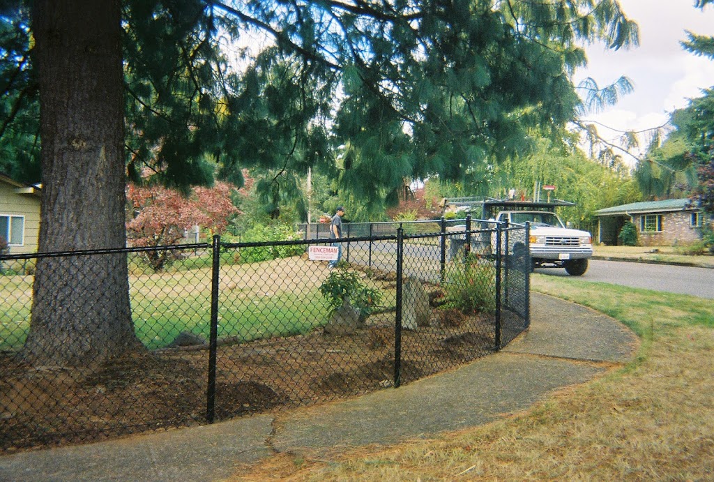 The Fenceman Fence Company Inc. | 2808 NE Burton Rd, Vancouver, WA 98662, USA | Phone: (360) 254-2299