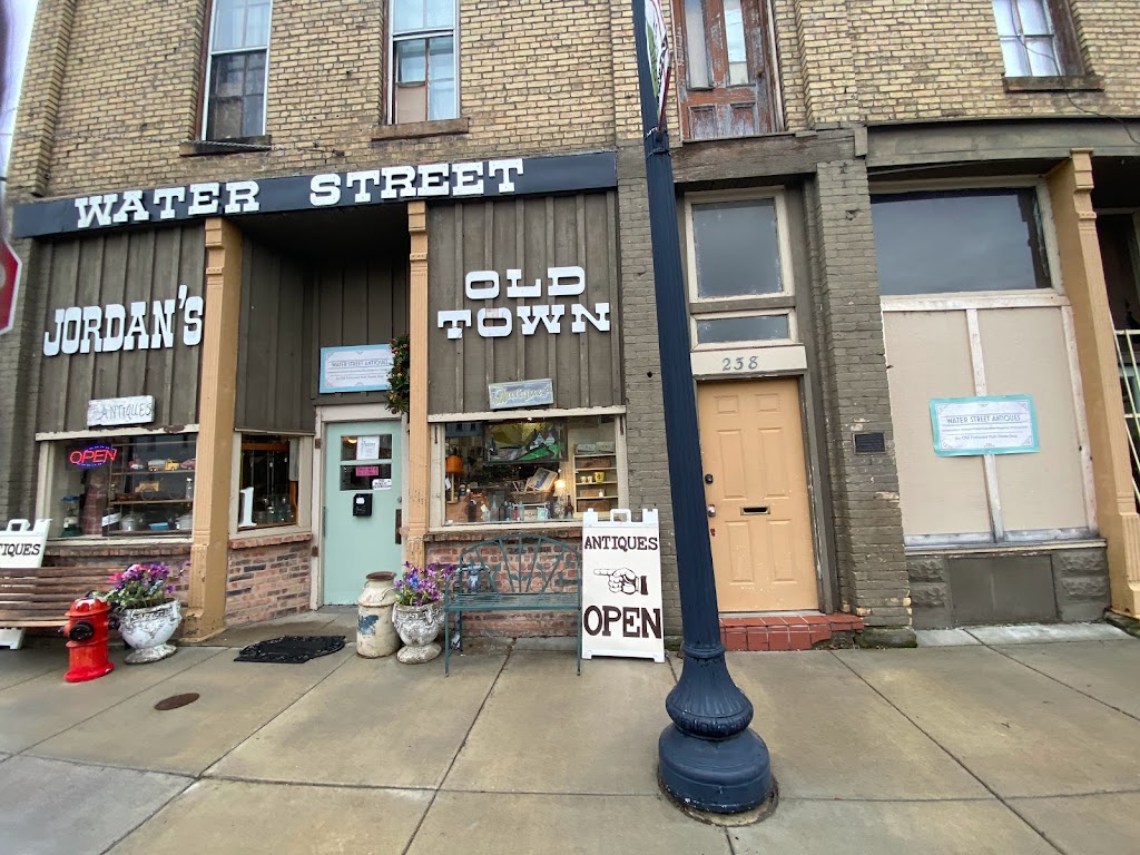 Water Street Antiques | 240 Water St, Jordan, MN 55352 | Phone: (952) 492-3322