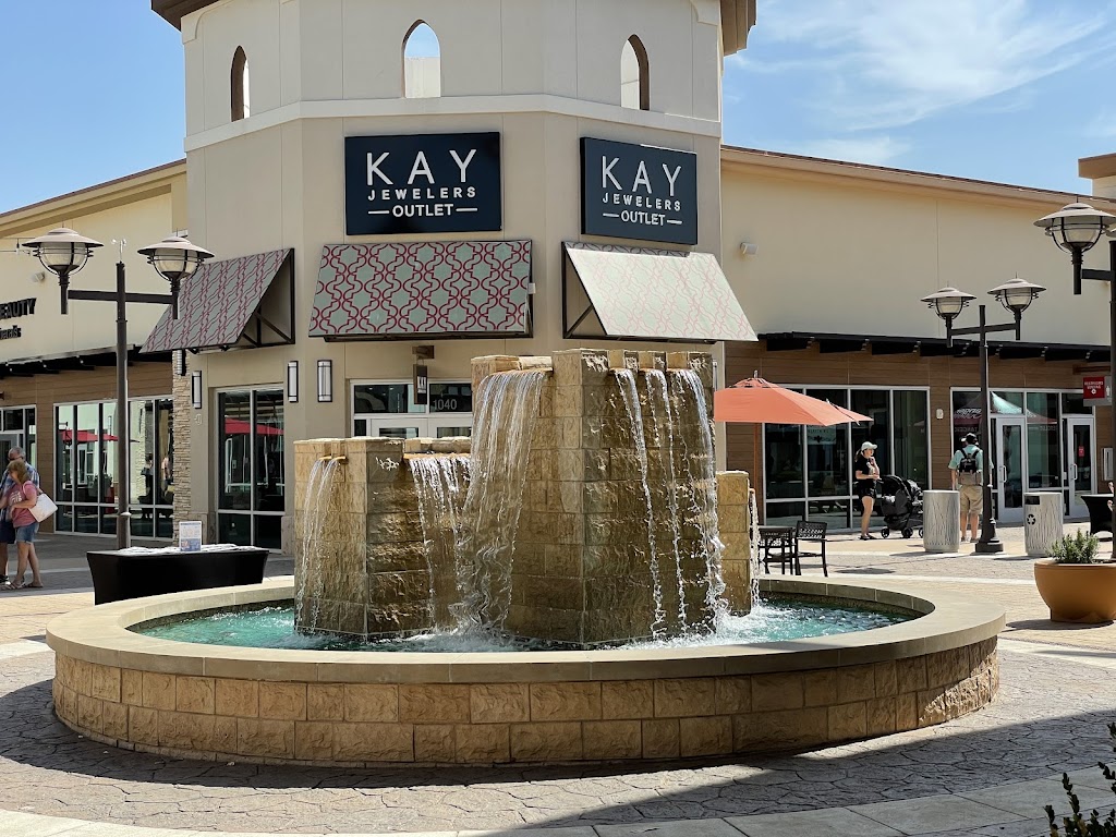 KAY Outlet | 15837 N Fwy Ste. 1040, Fort Worth, TX 76177, USA | Phone: (682) 831-1496
