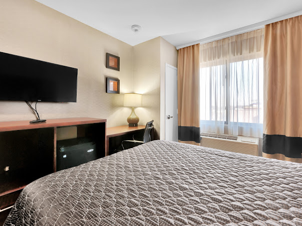 Hollis Hotel | 183-02 Jamaica Ave, Queens, NY 11423 | Phone: (718) 395-1010