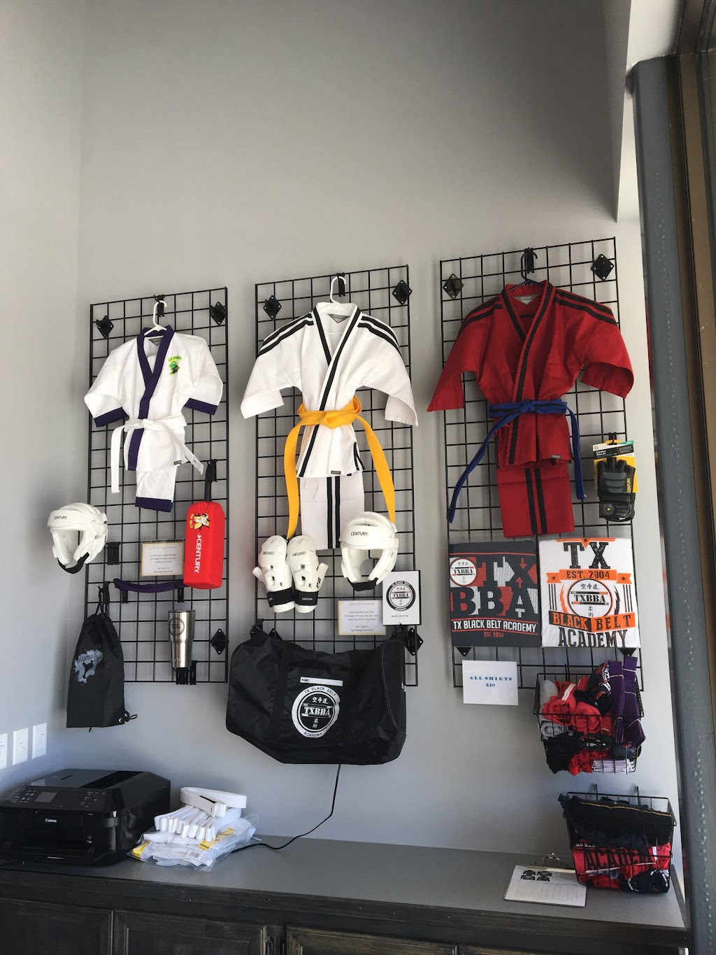 TX Black Belt Academy Cedar Hill | 613 Uptown Blvd, Cedar Hill, TX 75104 | Phone: (469) 454-6734