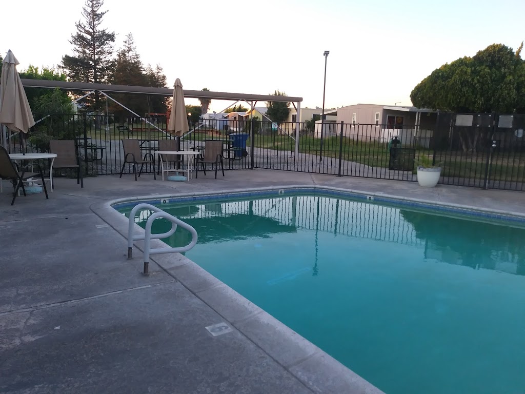 Voyagers Cove | 2845 E Hatch Rd, Modesto, CA 95351, USA | Phone: (209) 537-6788