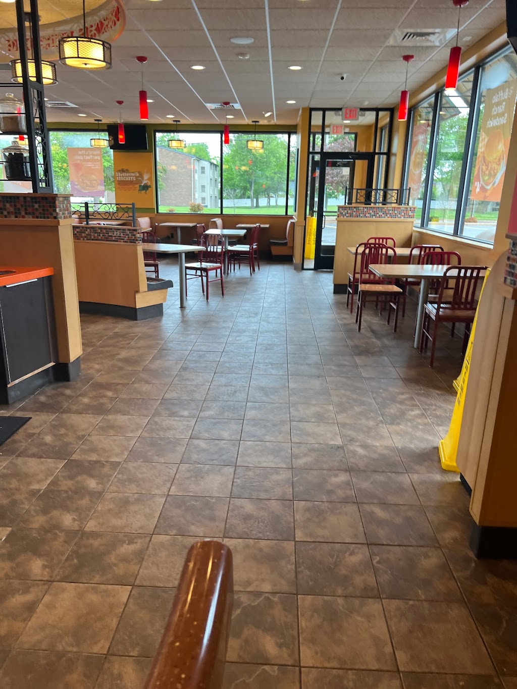 Popeyes Louisiana Kitchen | 2387 Ellsworth Rd, Ypsilanti, MI 48197, USA | Phone: (734) 206-2006