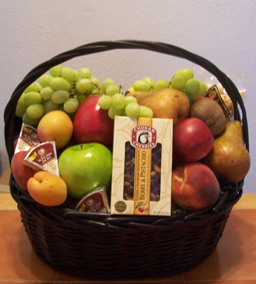 Exquisite Gift Baskets | 1840 NE Grandview Blvd, Keyport, WA 98345, USA | Phone: (360) 265-4543