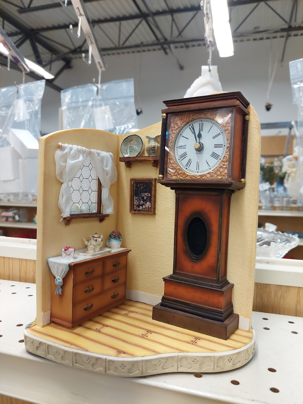 Valley Thrift Store | 4301 Dixie Hwy, Fairfield, OH 45014, USA | Phone: (513) 887-8168