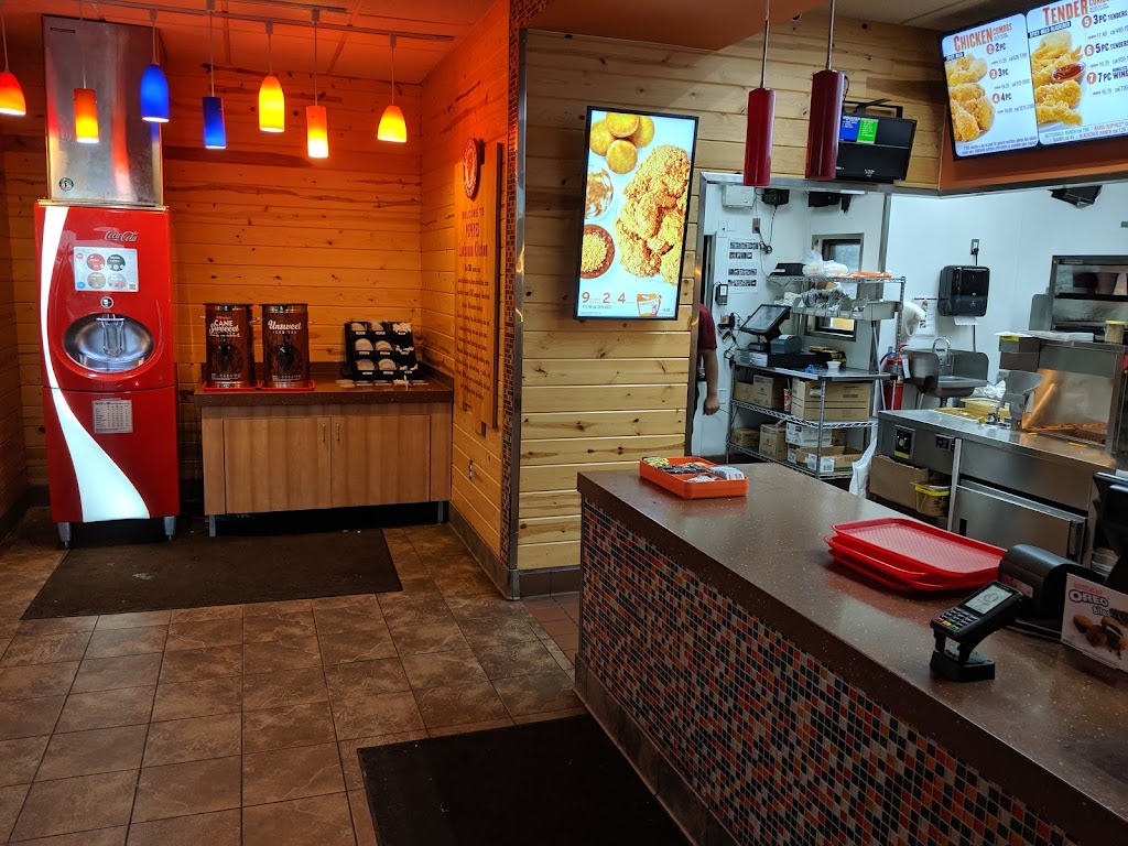 Popeyes Louisiana Kitchen | 1030 W University Ave, Georgetown, TX 78626, USA | Phone: (512) 688-5024