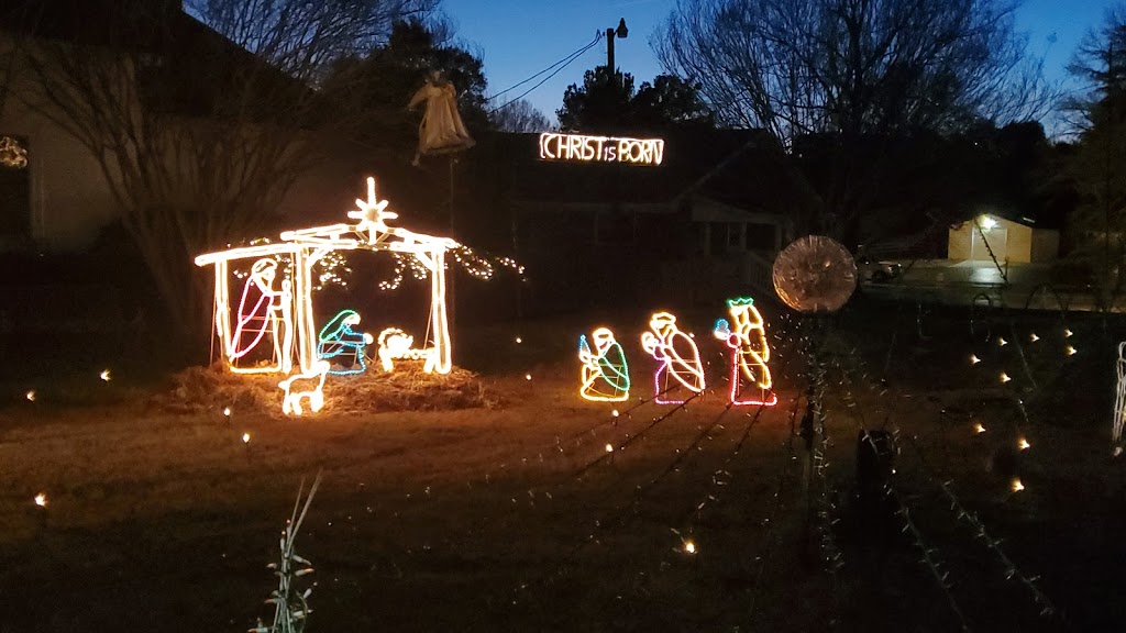 Lake Myra Christmas Light Show | 10 S Cypress St, Wendell, NC 27591, USA | Phone: (919) 339-2073