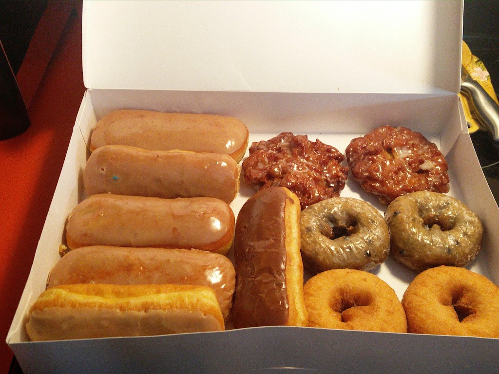 King Donuts of Charlestown | 904 Market St, Charlestown, IN 47111 | Phone: (812) 503-5110