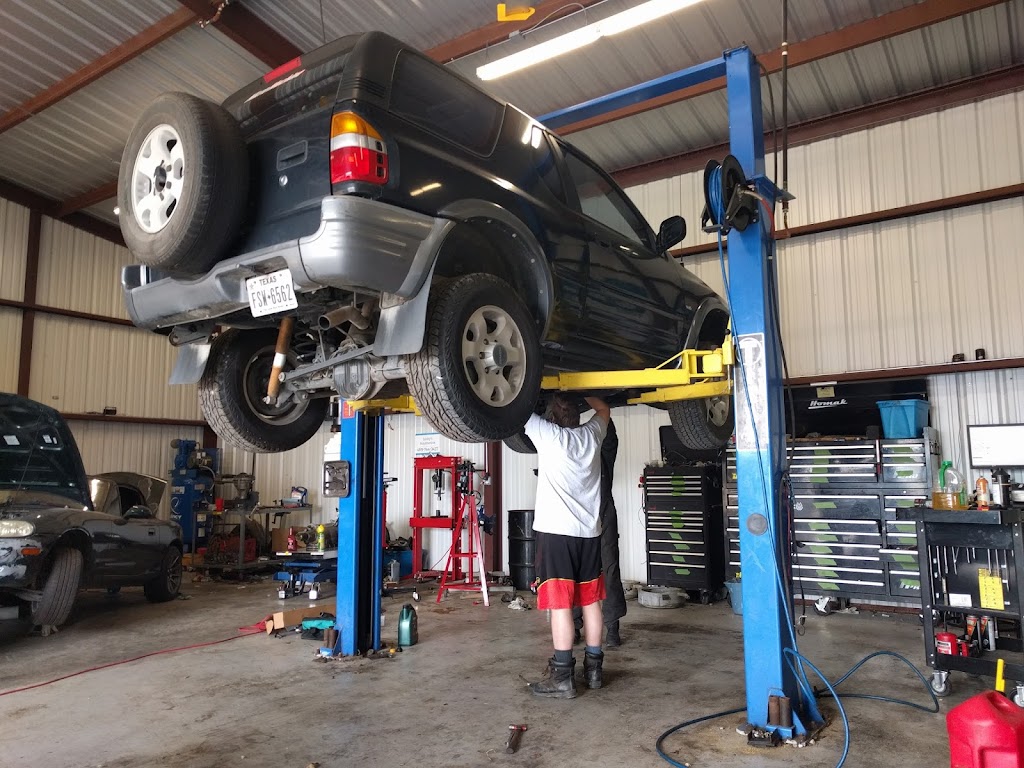 Luckys Automotive | 523 E Witt St, Wolfe City, TX 75496, USA | Phone: (469) 744-3437