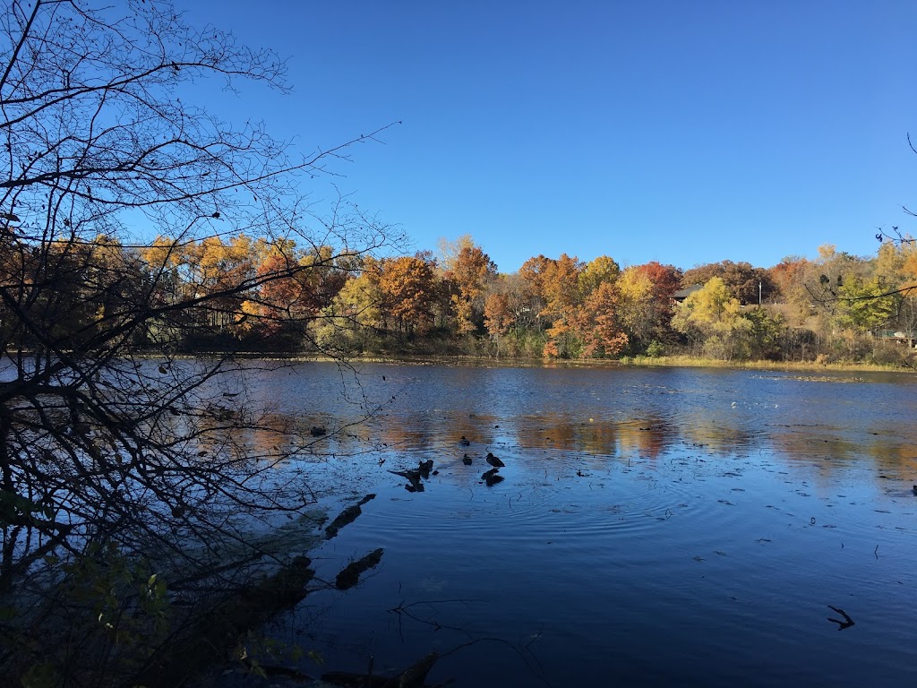 Jensen Lake Trailhead | 1398 Carriage Hills Dr, Eagan, MN 55123, USA | Phone: (651) 437-3191