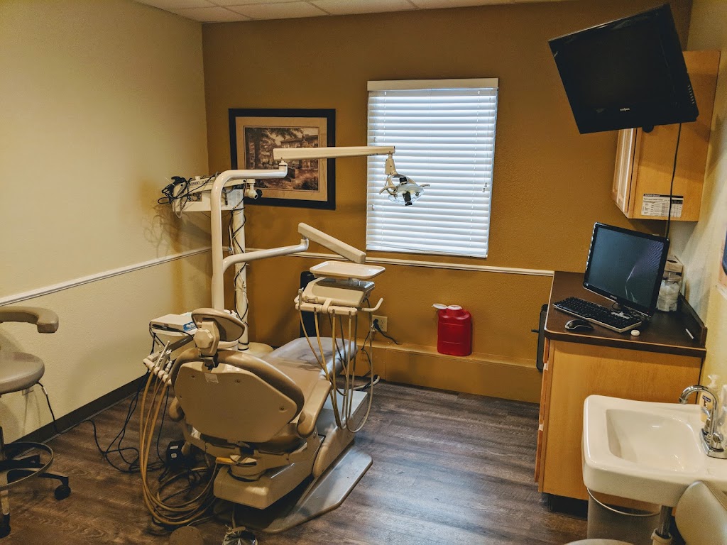 Granbury Periodontics | 2214 E US Hwy 377 #1, Granbury, TX 76049, USA | Phone: (817) 573-1613