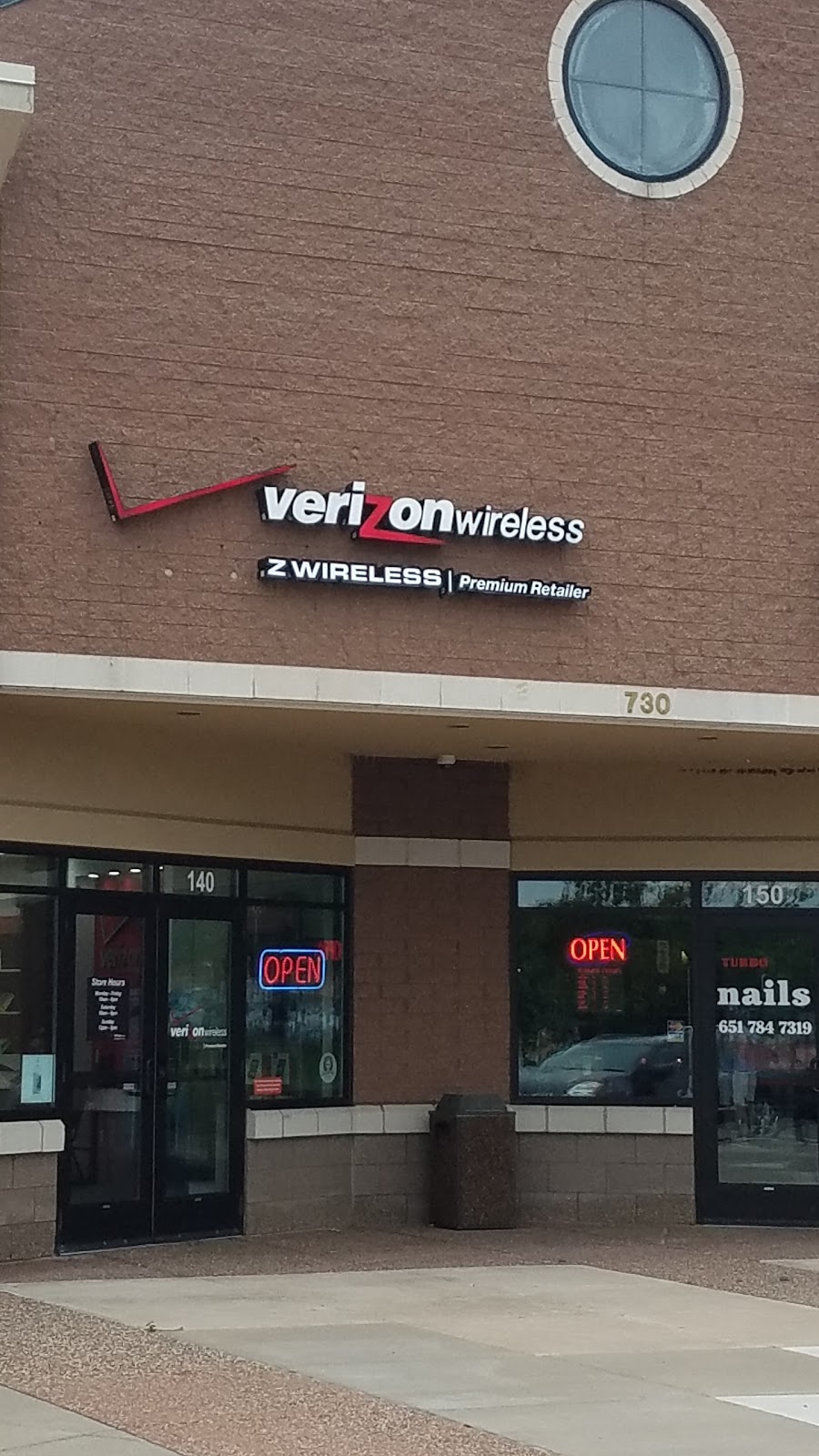 Verizon Authorized Retailer - Victra | 730 Apollo Dr Ste 140, Circle Pines, MN 55014, USA | Phone: (612) 568-1420