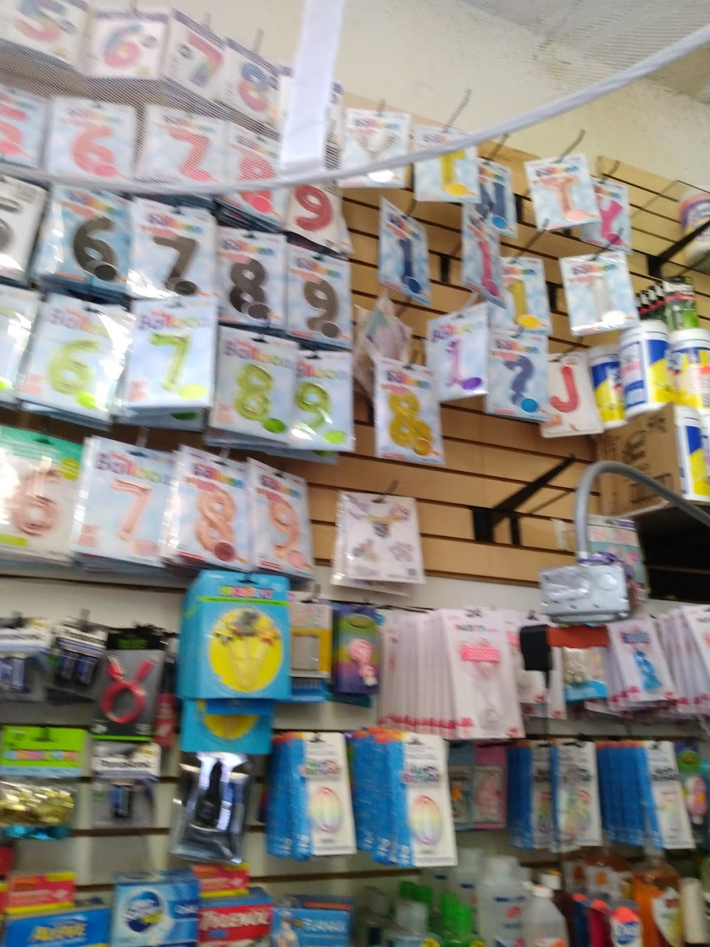 Princess Party Supplies | 2805 W Vernon Ave, Los Angeles, CA 90008, USA | Phone: (323) 299-0217
