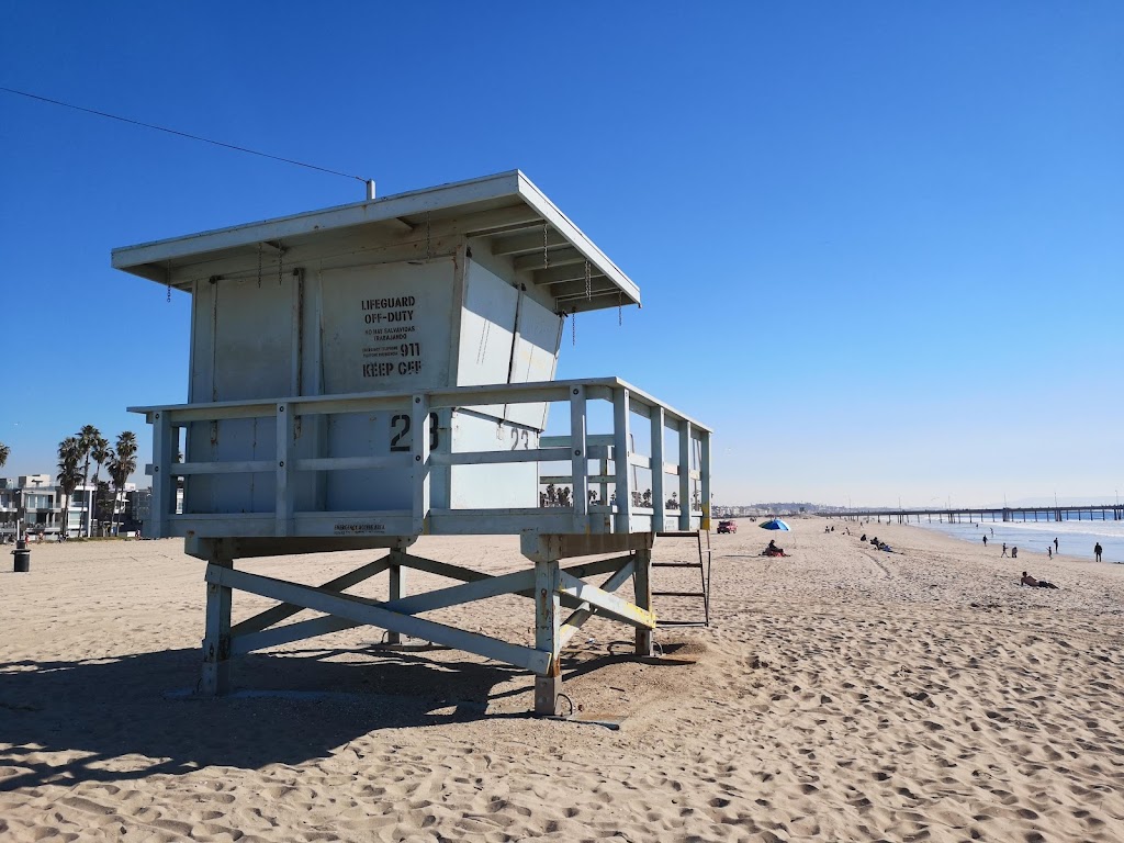 Venice Beach Recreation Center | 1800 Ocean Front Walk, Venice, CA 90291, USA | Phone: (310) 396-6794