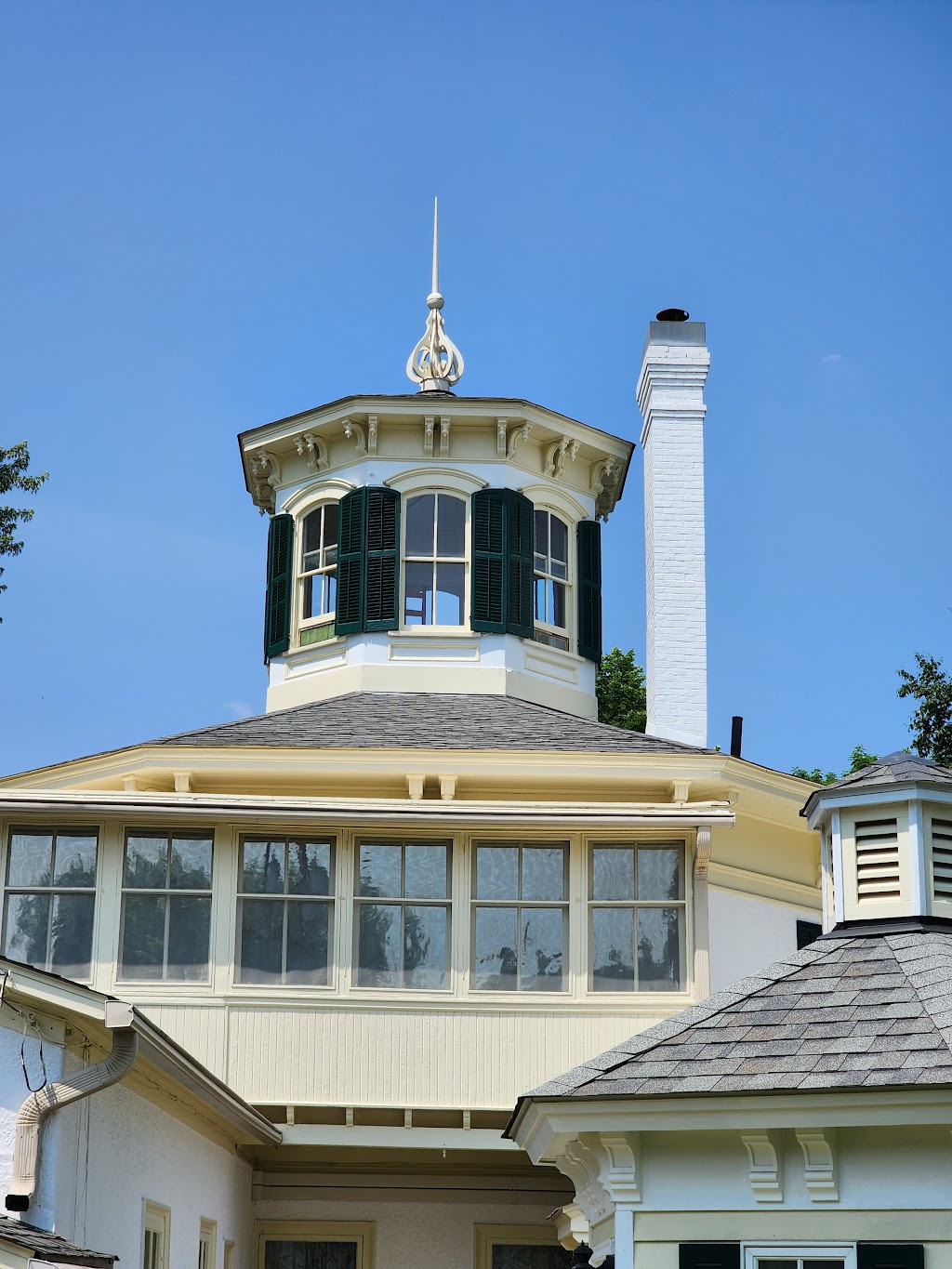 Octagon House Museum | 1004 3rd St, Hudson, WI 54016, USA | Phone: (715) 386-2654