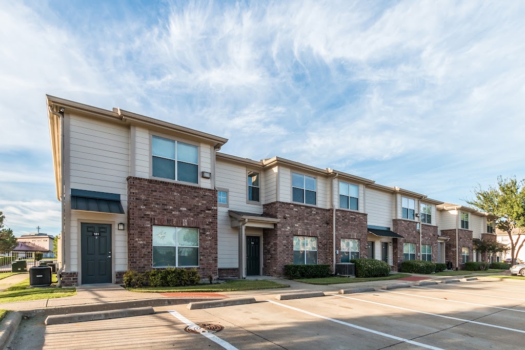 West Virginia Park Apartments | 8004 W Virginia Dr, Dallas, TX 75237, USA | Phone: (972) 646-8583