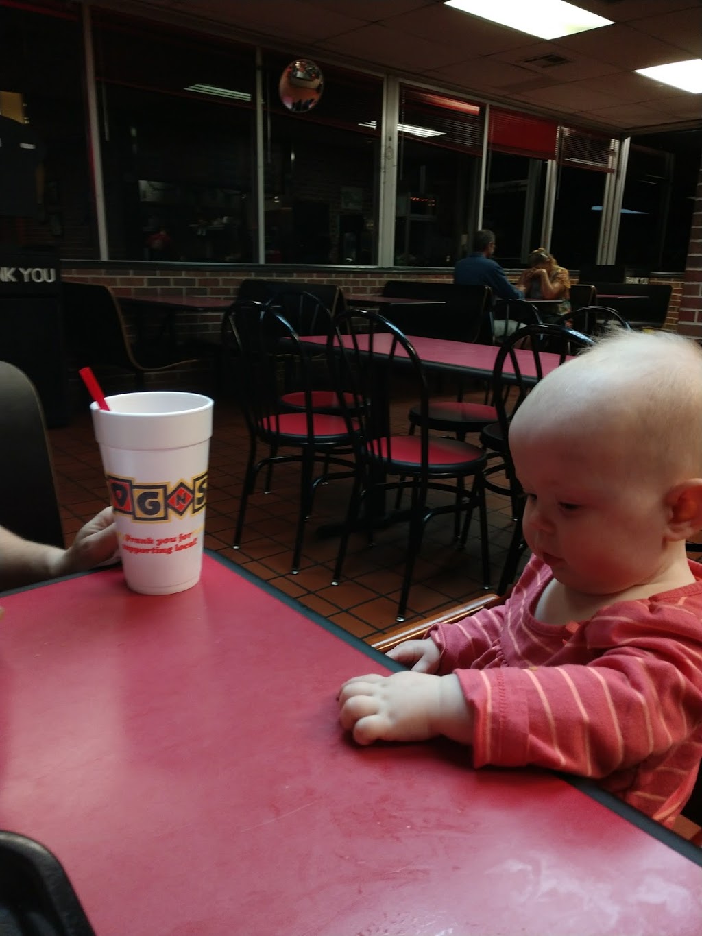 Dog-N-Shake | 4323 S Seneca St, Wichita, KS 67217, USA | Phone: (316) 522-7362