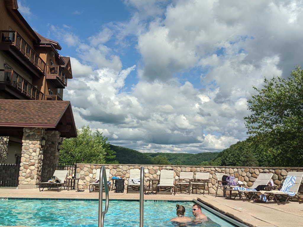 The Tamarack | 6447 Holiday Valley Rd, Ellicottville, NY 14731, USA | Phone: (716) 699-7000