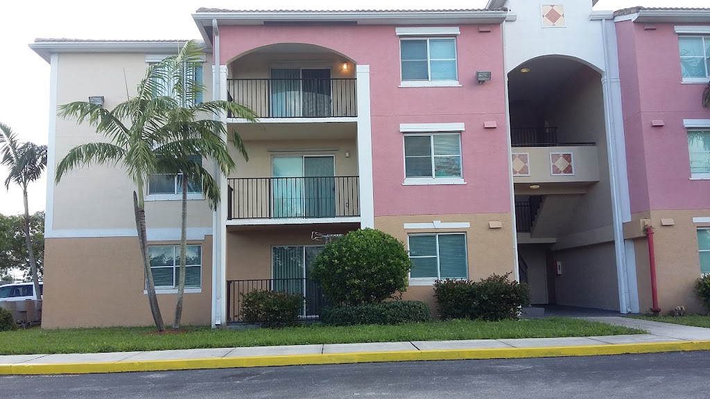 Atlantic Palms Apartments | 1209 NW 3rd Ave, Pompano Beach, FL 33060, USA | Phone: (954) 946-4414