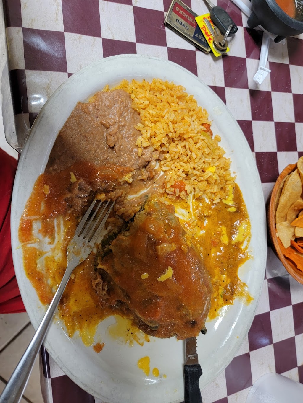 Selys Mexican Restaurant | 737 San Antonio St, Pleasanton, TX 78064, USA | Phone: (830) 569-6484