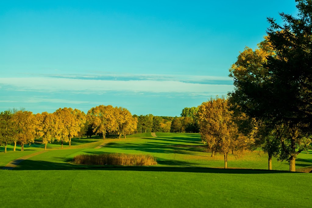 Oak Glen Golf Course and Event Center | 1599 McKusick Rd N, Stillwater, MN 55082, USA | Phone: (651) 439-6981