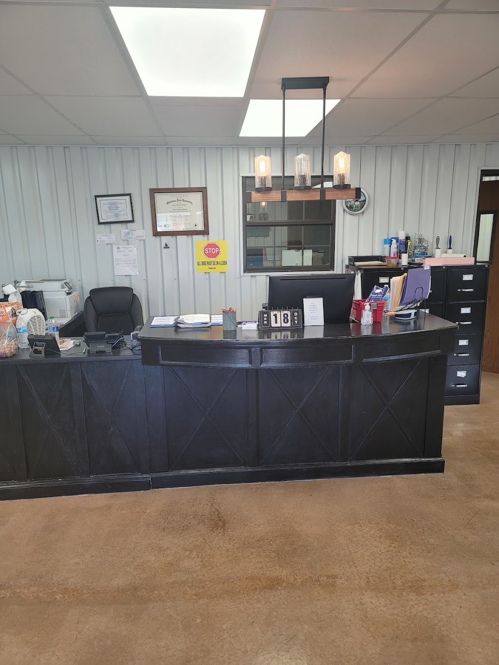 4V Animal Clinic | 1710 S Shepard Ave, El Reno, OK 73036, USA | Phone: (405) 262-2245