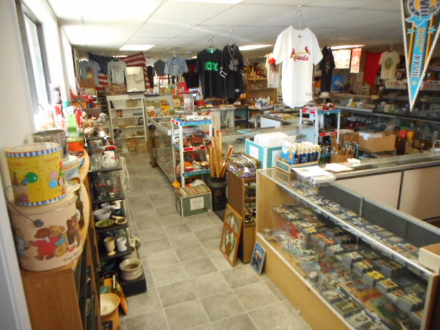 Rediscover Antiques & Collectibles | 9912 S Broadway St, St. Louis, MO 63125, USA | Phone: (314) 226-9427