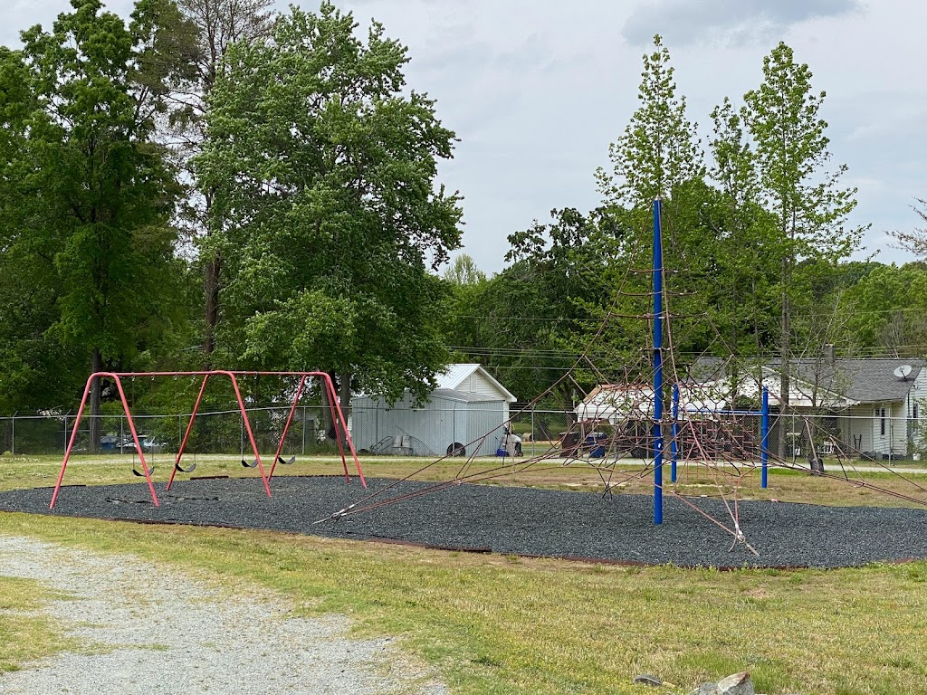 Green Level Municipal Park | 1414 Swann Rd, Green Level, NC 27217, USA | Phone: (336) 264-9147