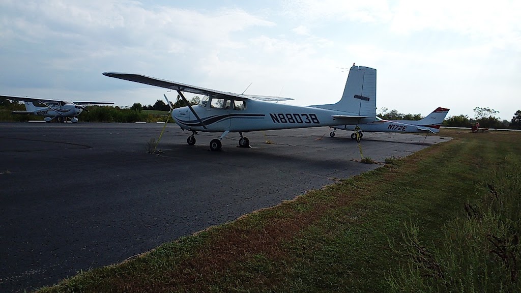 Gene Snyder Airport-K62 | 400 Gene Snyder Airport Dr, Falmouth, KY 41040, USA | Phone: (859) 654-1200