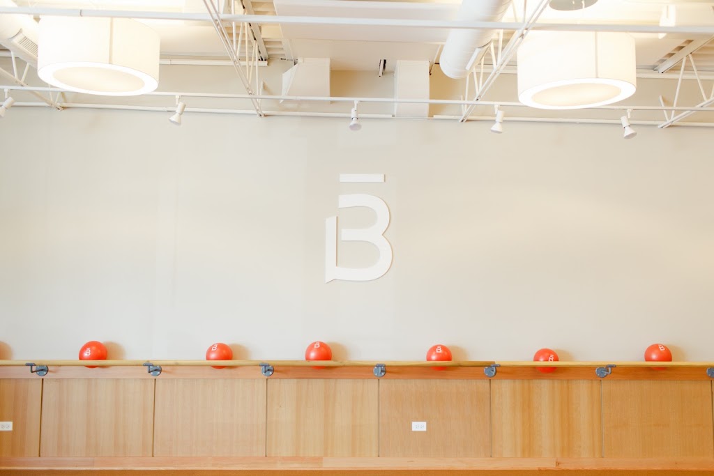 barre3 | 158 Burlington Ave, Clarendon Hills, IL 60514, USA | Phone: (630) 819-5112