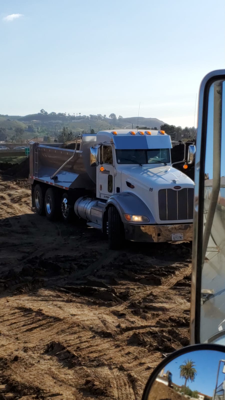 Rubalcava Trucking Inc | 4335 E Airport Dr, Ontario, CA 91761 | Phone: (909) 605-1650