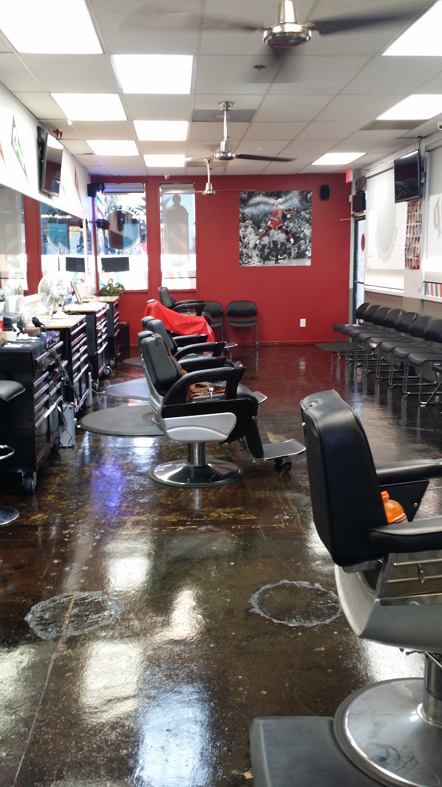 One Love Barber Shop | 15952 Perris Blvd STE A, Moreno Valley, CA 92551, USA | Phone: (951) 924-7771
