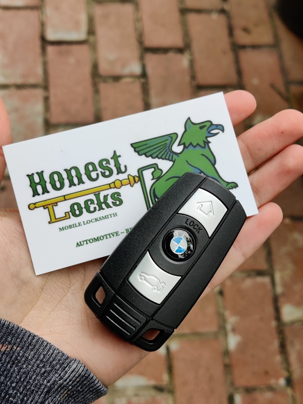 Honest Locks Mobile Locksmith | 22677 Wildwood St, Hayward, CA 94541, USA | Phone: (510) 999-7708