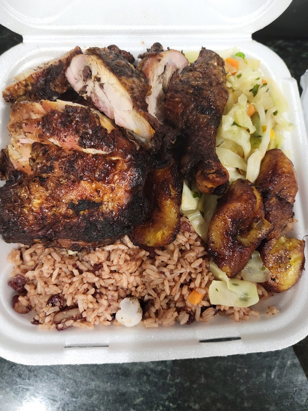 Red Hills Jerk Center | 7185 Rockbridge Rd SW #1a, Stone Mountain, GA 30087, USA | Phone: (770) 498-8885